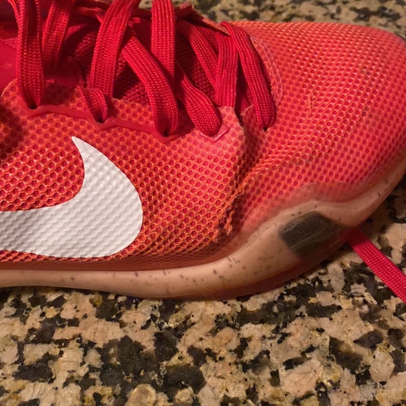 Kobe 10 Hot Lava - Picture 4 of 7